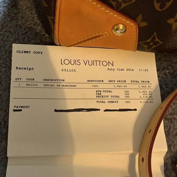- 🔥SALE 🩷Gorgeous Authentic Louis Vuitton retiro pm monogram 🩷